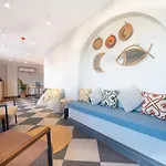 アパートホテル Reddoors Sea View 4*