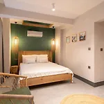 Reddoors Sea View フェティエ