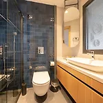 Reddoors Sea View アパートホテル 4*