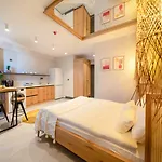 Reddoors Sea View アパートホテル