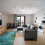 Reddoors Sea View 4*