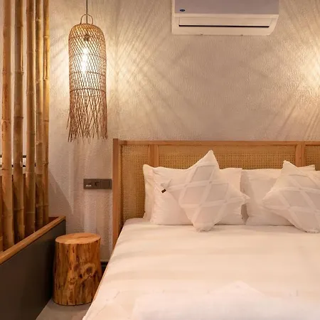 Aparthotel Reddoors Sea View