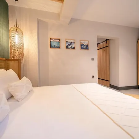 Aparthotel Reddoors Sea View