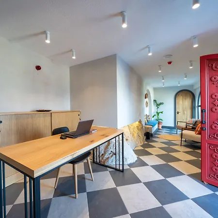 Reddoors Sea View フェティエ