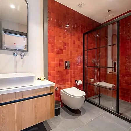 Reddoors Sea View מלון דירות
