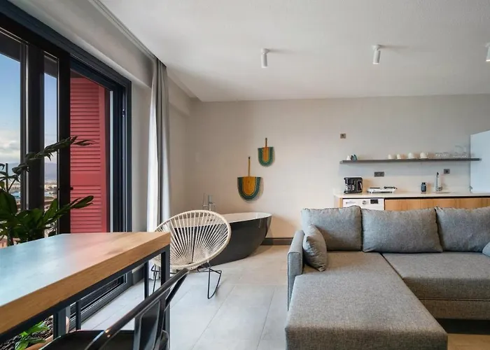 Reddoors Sea View شقة فندقية